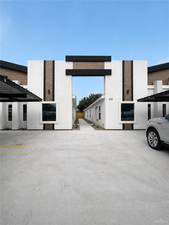 Photo 1 of 500 Emerald Avenue, Edinburg