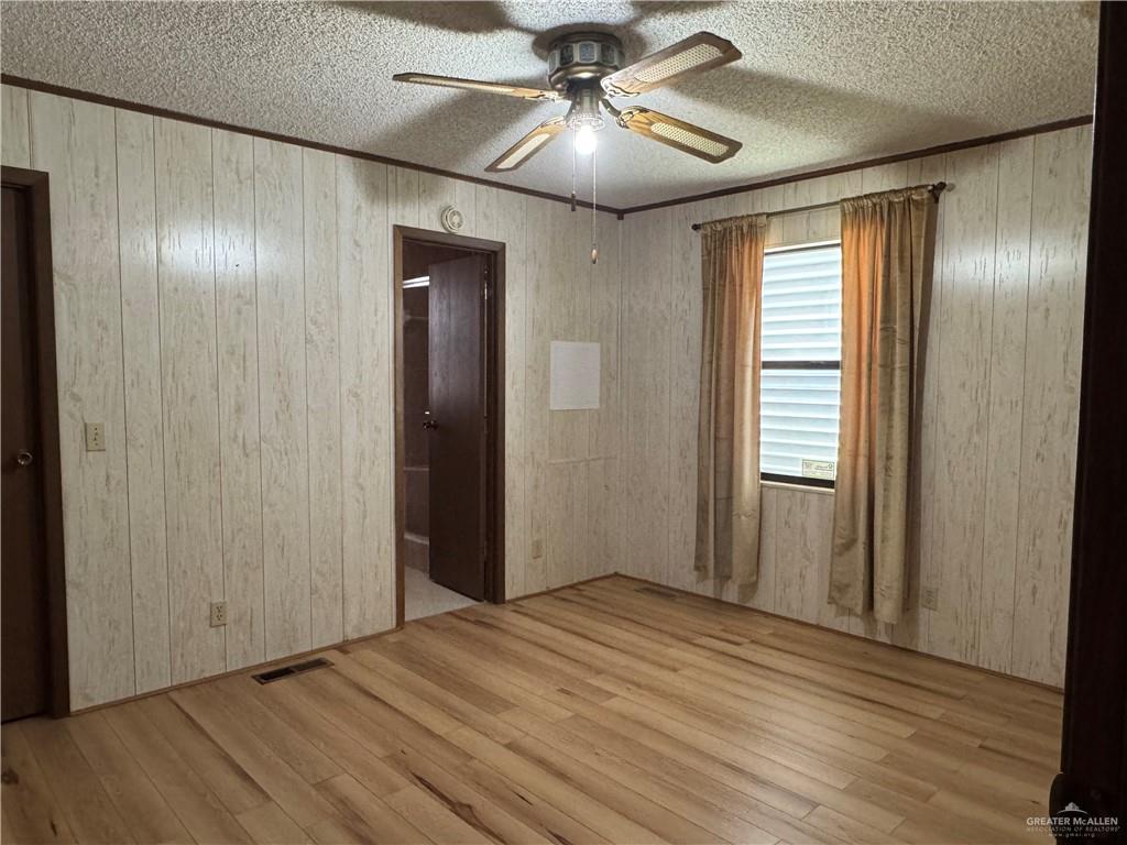 Photo 13 of 721 Allison Street