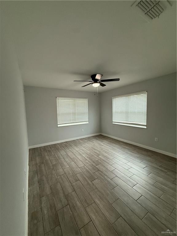 Photo 4 of 822 2nd Street