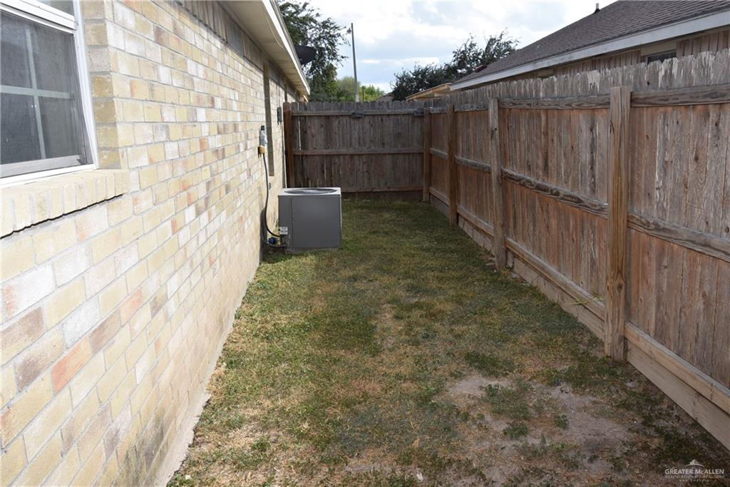 Photo 30 of 214 Albatross Avenue
