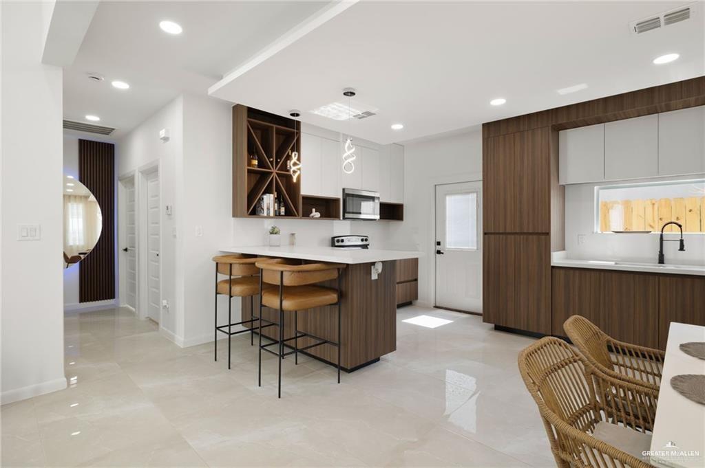 Photo 6 of 5901 Providence Avenue #C