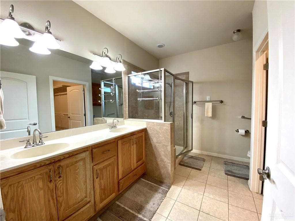 Photo 8 of 3904 Pelican Way