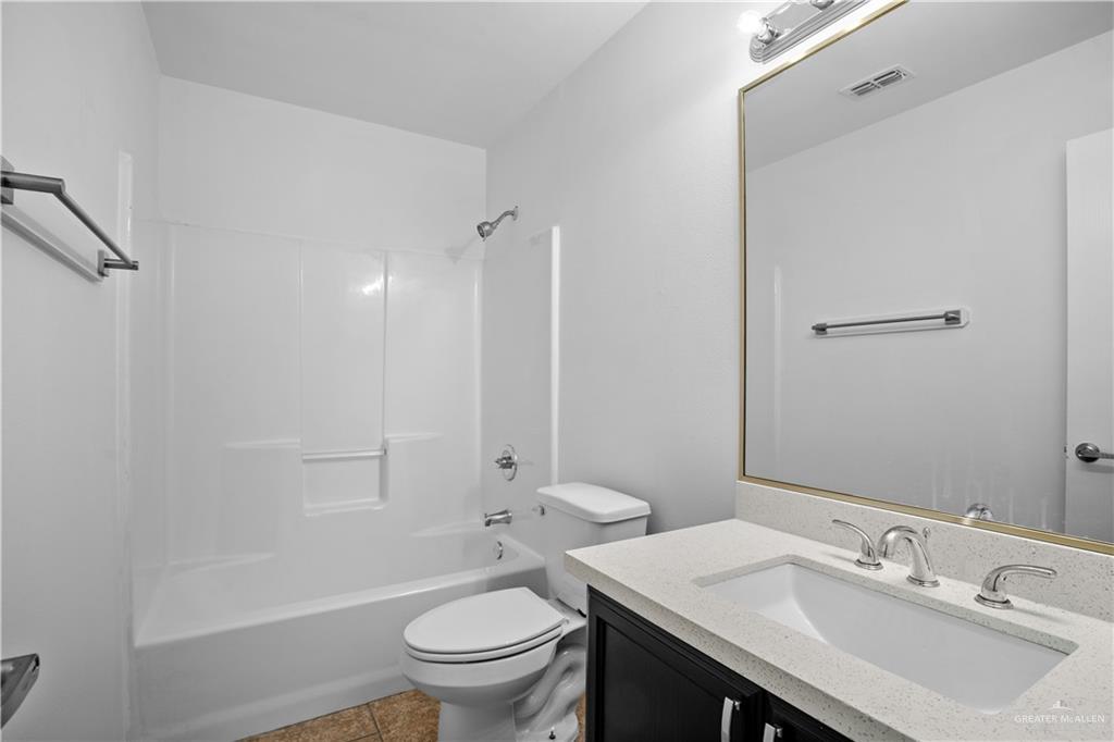 Photo 5 of 7108 44th Lane