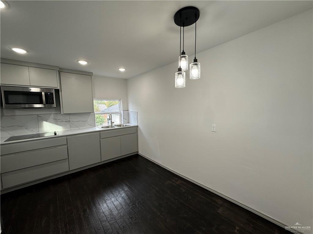 Photo 33 of 212 11th Street