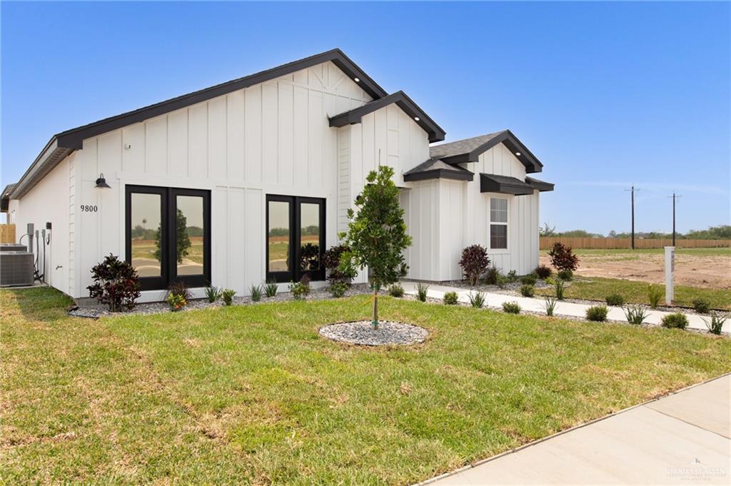 Photo 3 of 4909 Oleander Avenue