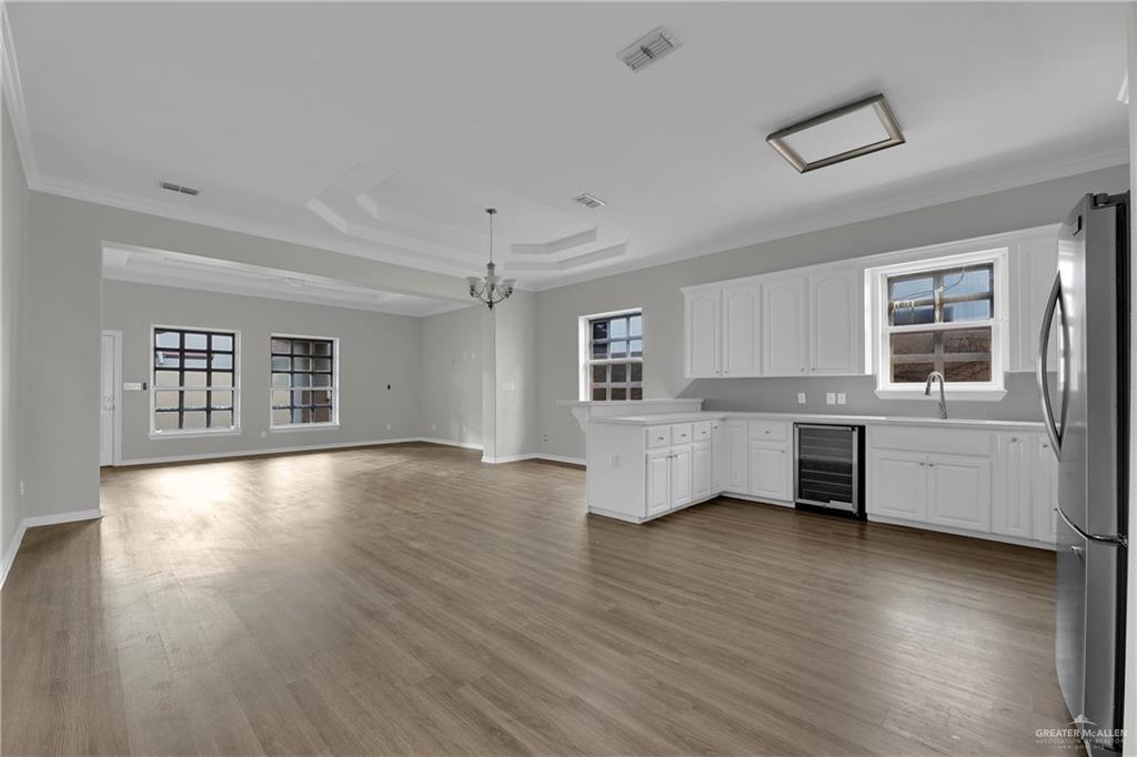 Photo 5 of 2621 Easy Street