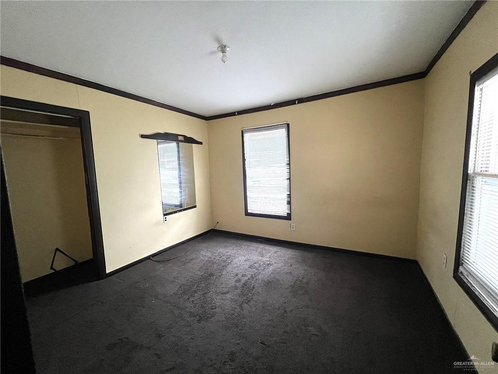 Photo 10 of 1116 Hawk Avenue