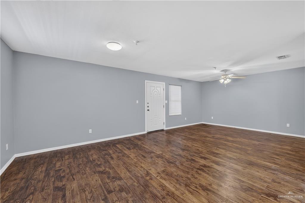 Photo 3 of 212 Alex Avenue