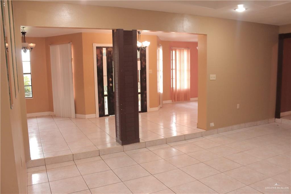Photo 5 of 2270 Anacua Circle