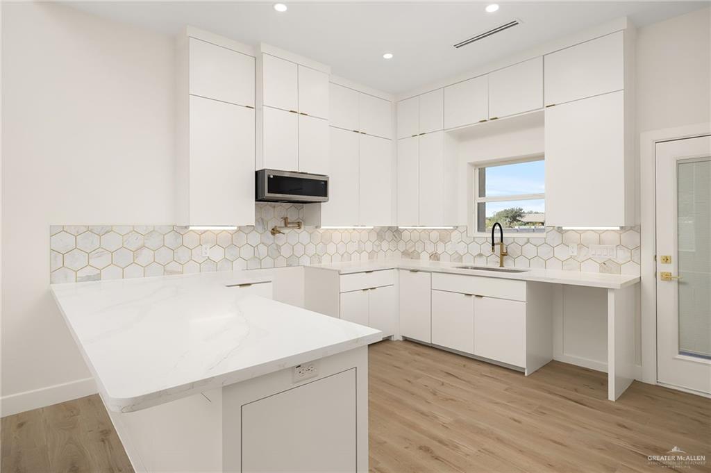 Photo 8 of 2905 51st Street