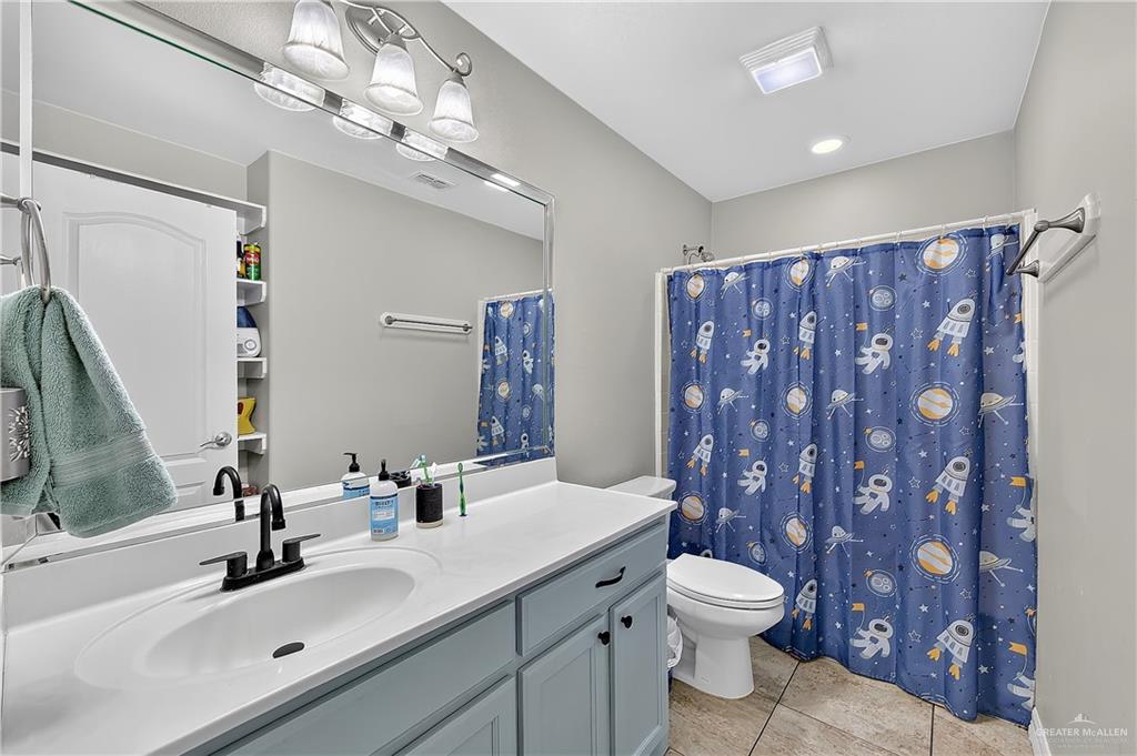 Photo 11 of 2917 Northgate Lane