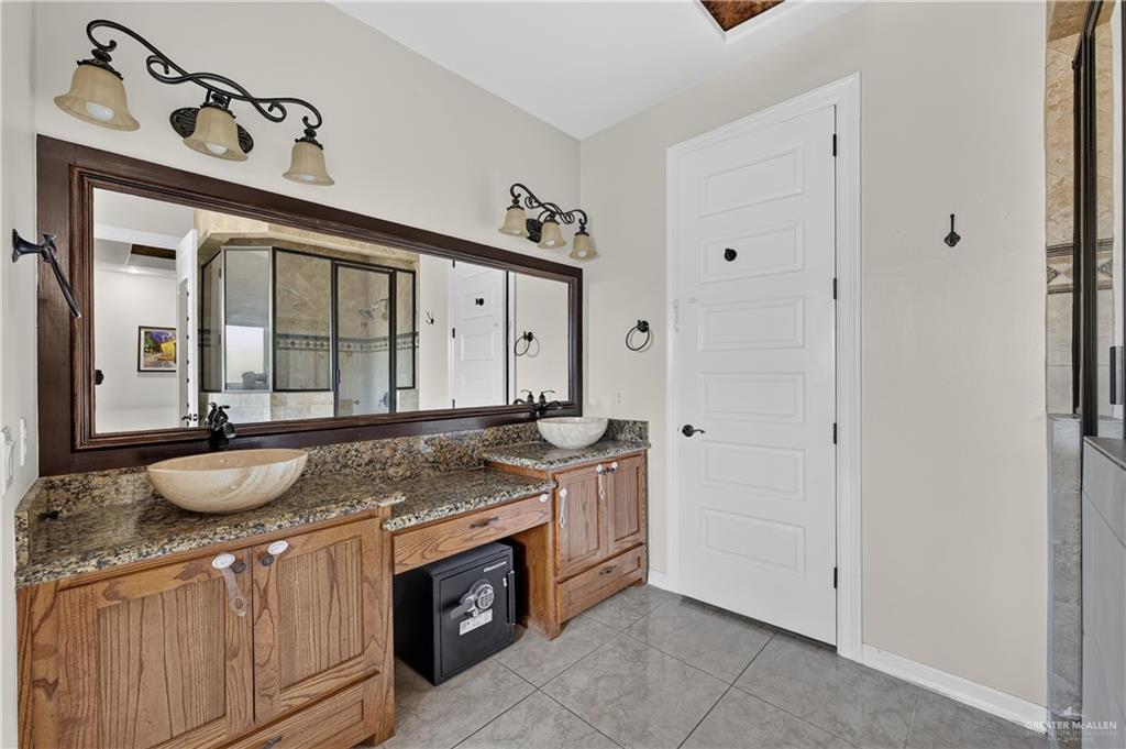 Photo 13 of 315 17th Street