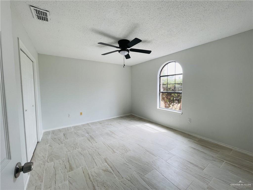 Photo 11 of 2205 Kimberly Lane #C