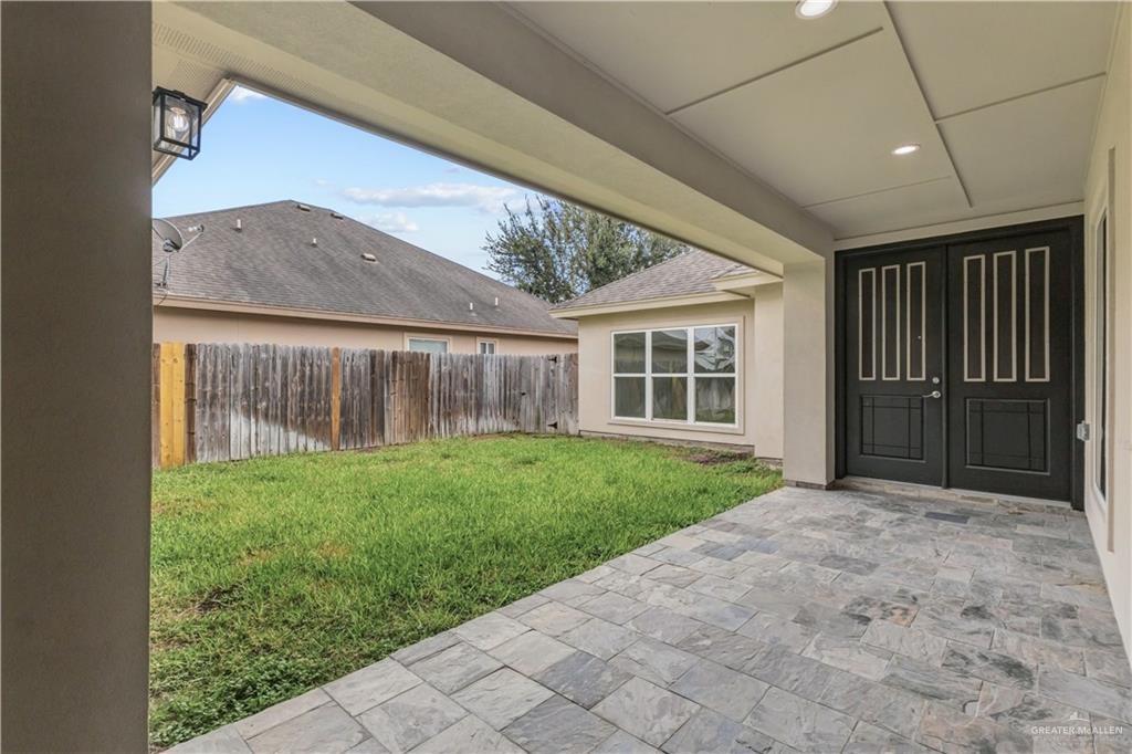 Photo 18 of 2021 Rice Avenue