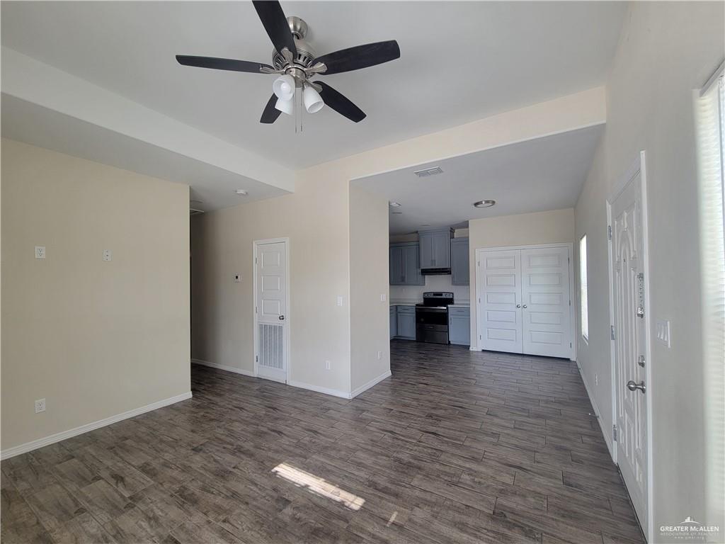 Photo 5 of 810 Missouri Street