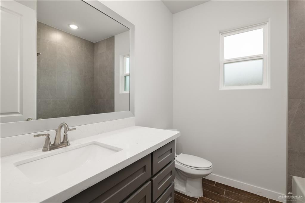 Photo 15 of 316 Landon Street