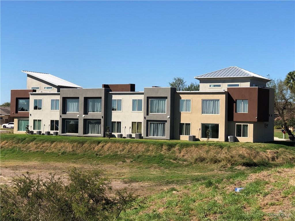 Photo 3 of 305 Palm Shores Boulevard #201A