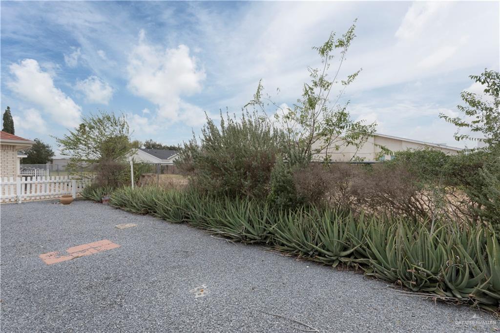 Photo 16 of 106 Sagittarius Street