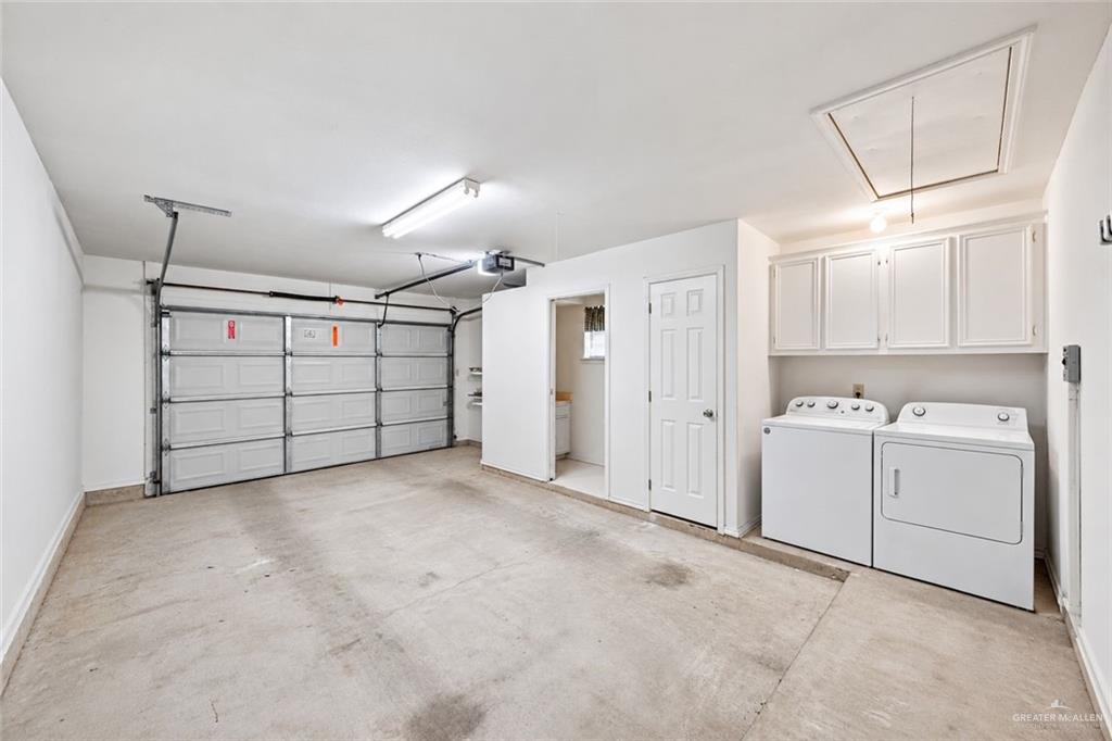 Photo 11 of 701 Parkwood Drive
