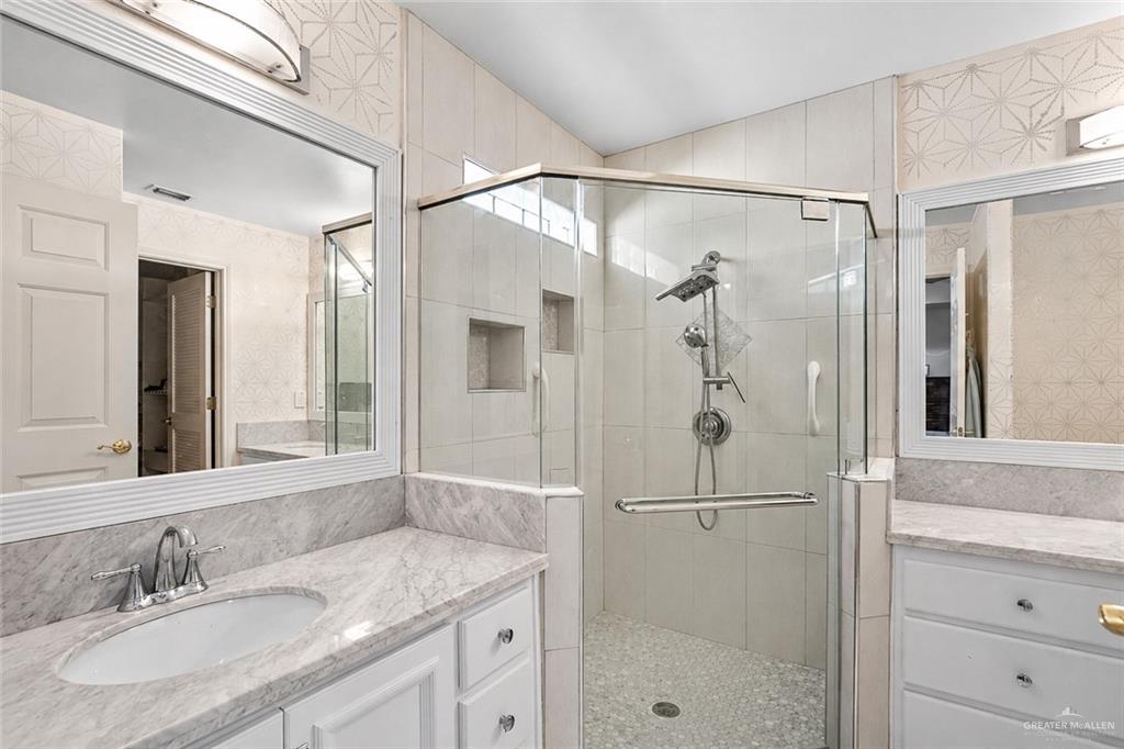 Photo 7 of 216 Diana Drive