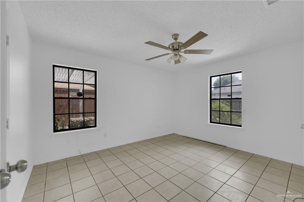 Photo 10 of 4125 Goldenrod Avenue