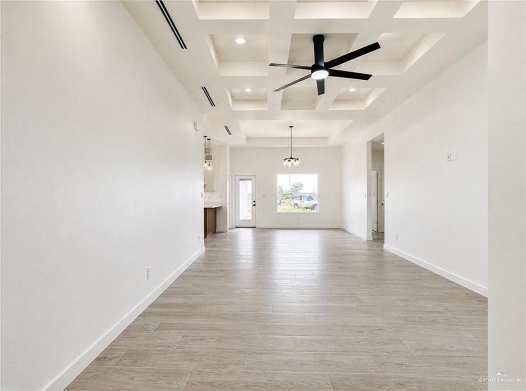 Photo 4 of 5403 Destino Street
