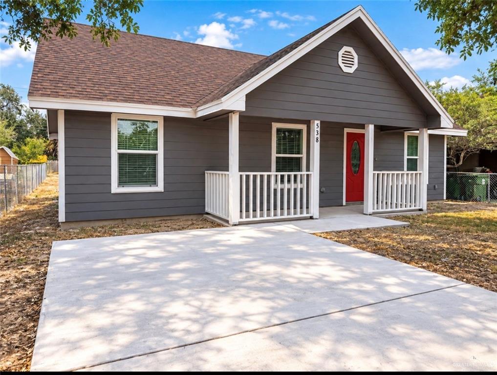 Photo 2 of 538 Bowie Avenue