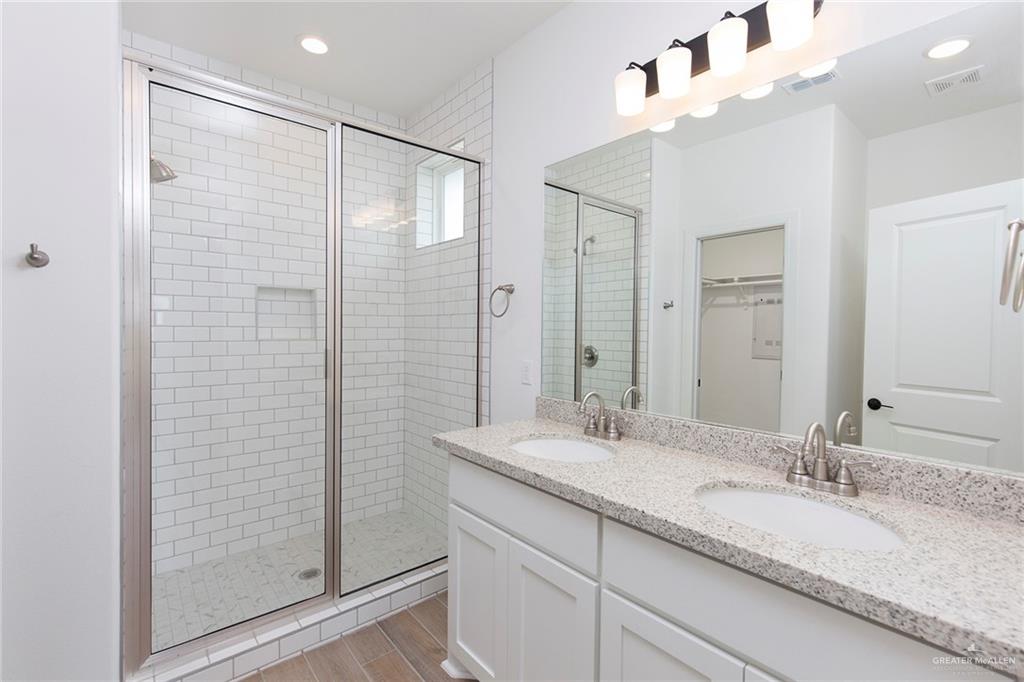 Photo 6 of 10218 15th Avenue