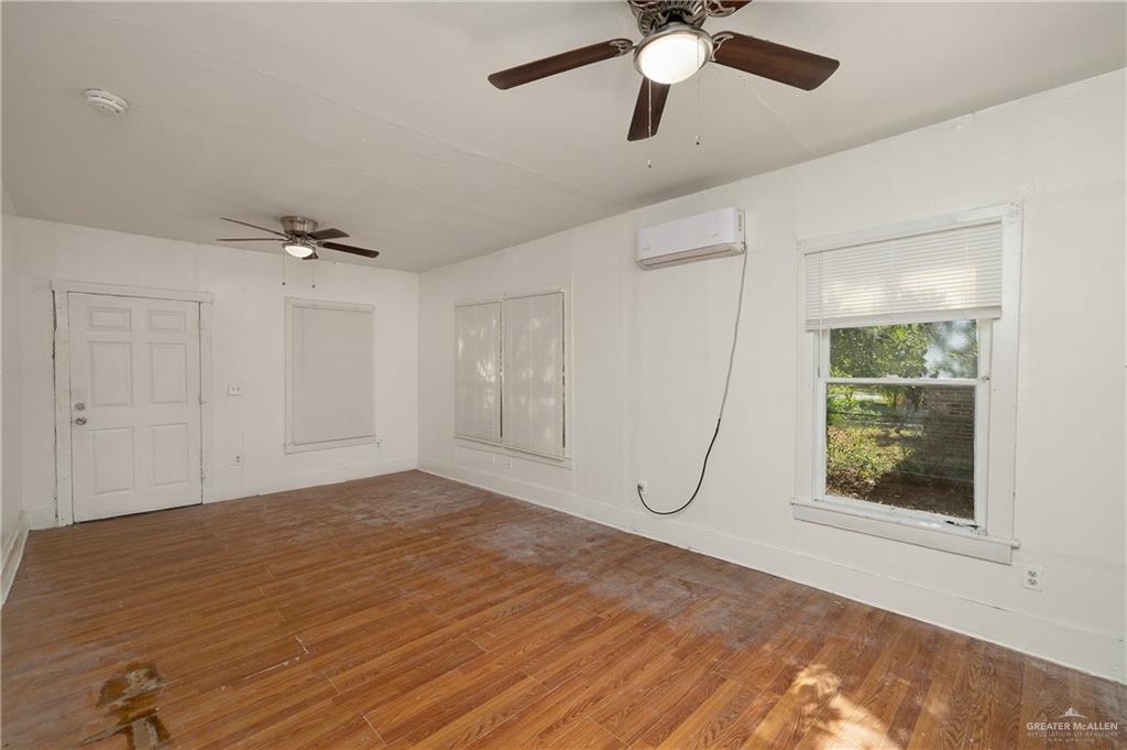 Photo 5 of 221 14th Street
