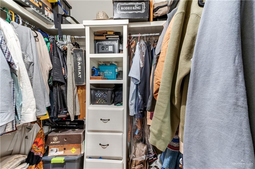Photo 14 of 3424 Truman Avenue