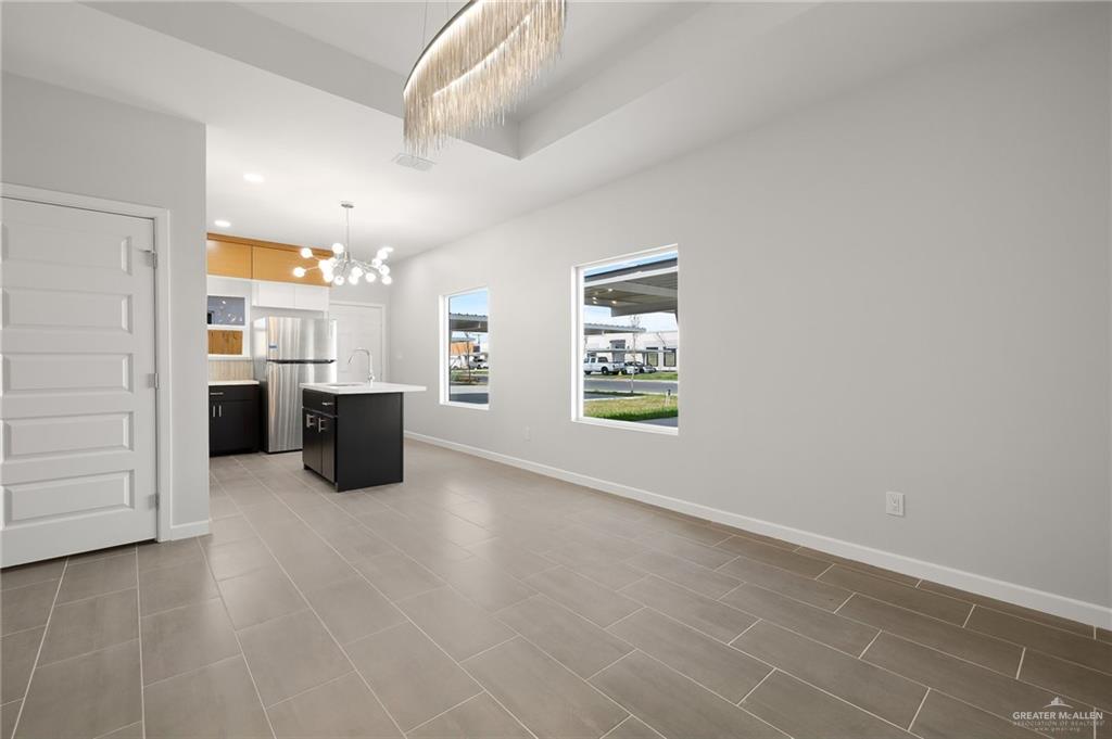 Photo 3 of 1001 Sugar Garden Drive