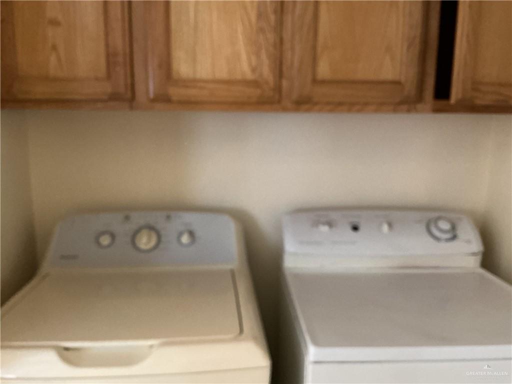 Photo 9 of 4008 Parkplace Avenue #3