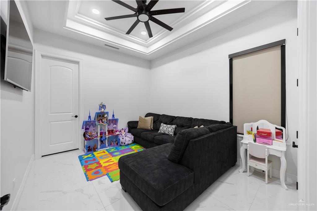 Photo 11 of 3101 Brentwood Drive