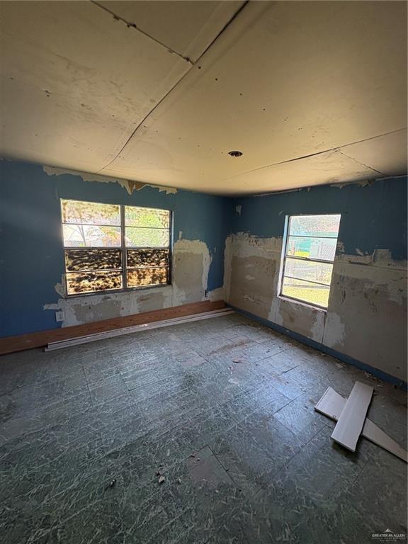 Photo 10 of 712 Llano Grande Street