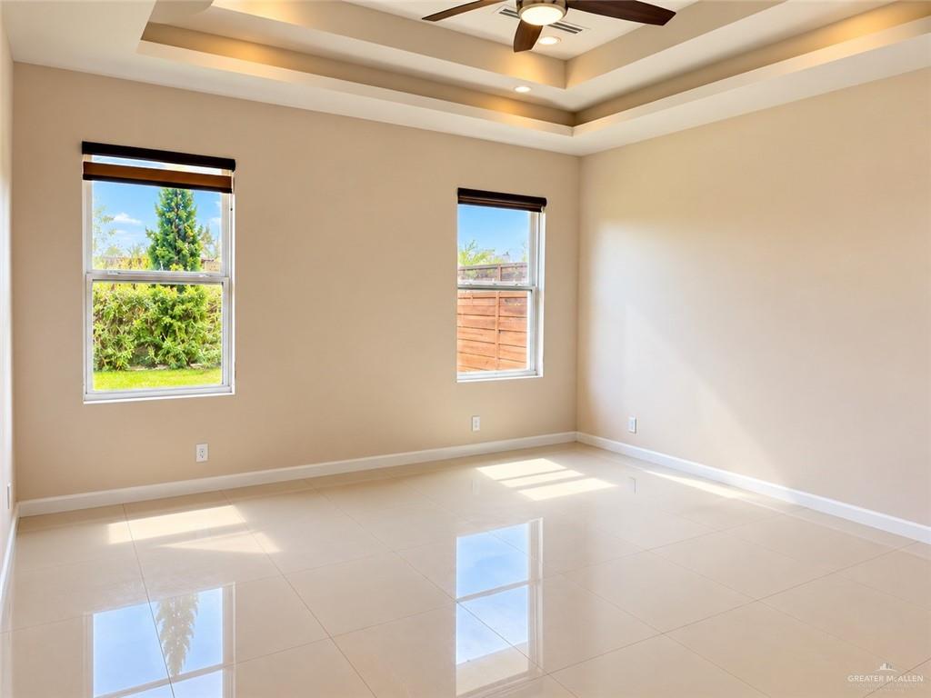 Photo 5 of 5012 Sonora Avenue