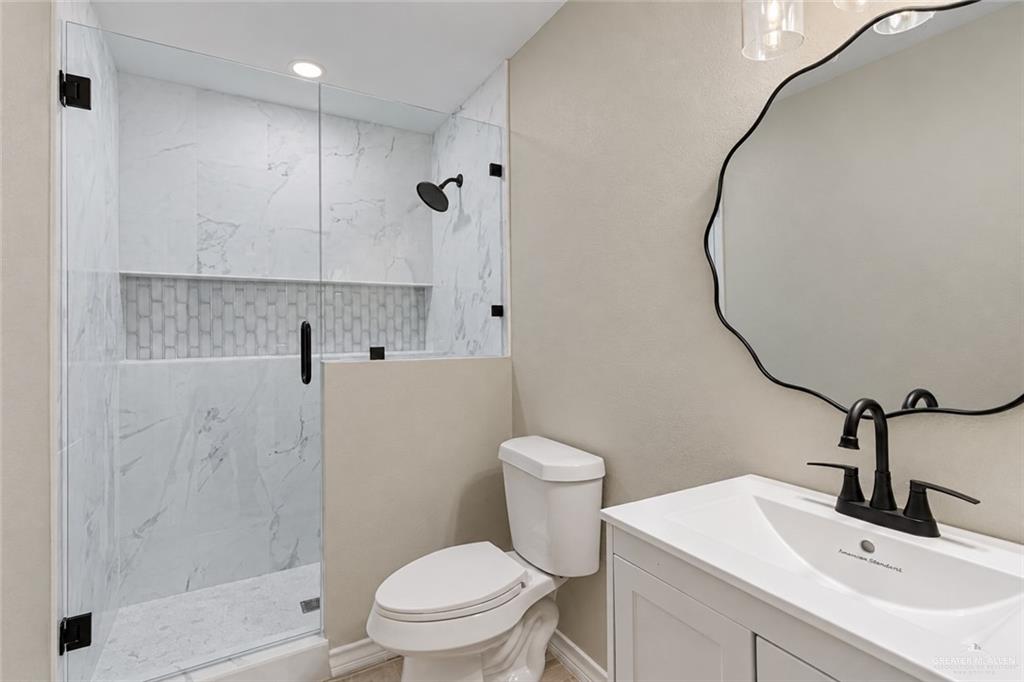 Photo 5 of 1104 Chelo Drive