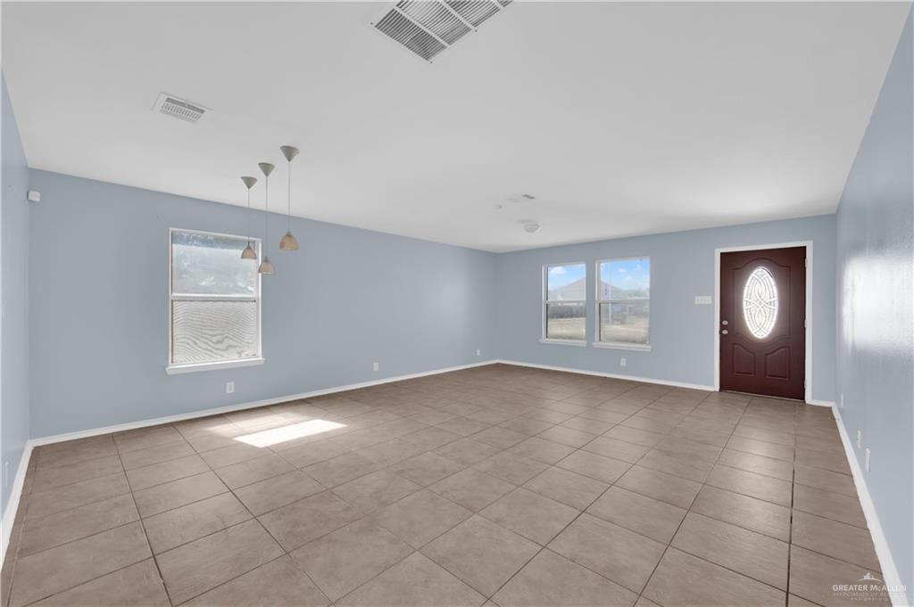 Photo 13 of 1323 Rio Comal Circle