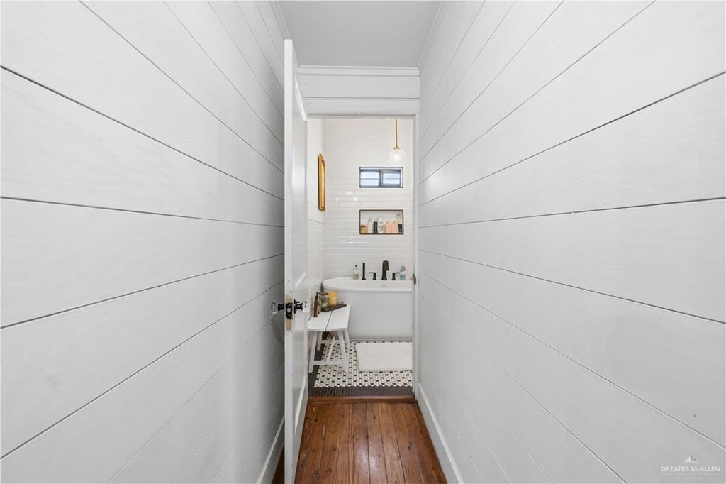 Photo 29 of 602 11th Street