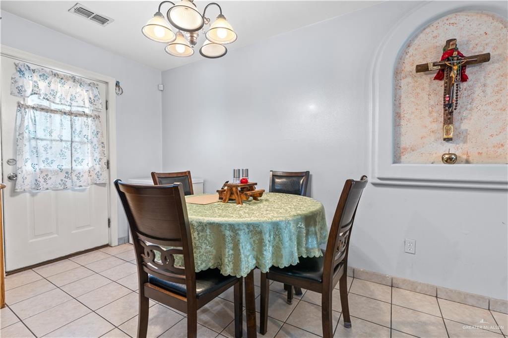 Photo 9 of 1402 Fig Avenue
