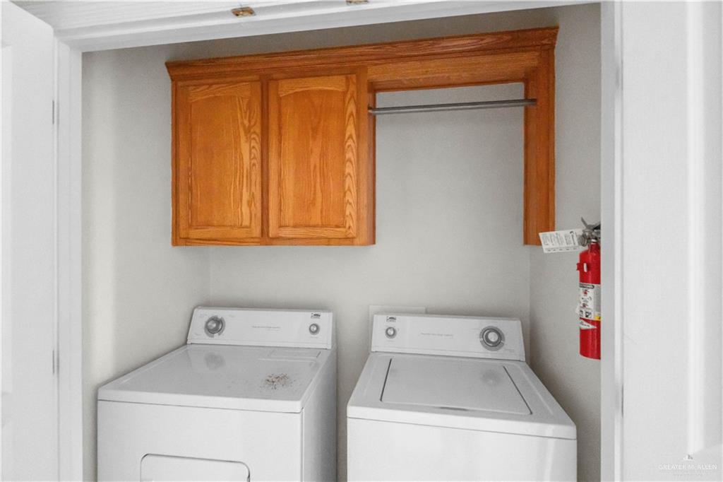 Photo 11 of 3036 Scottland Drive #2