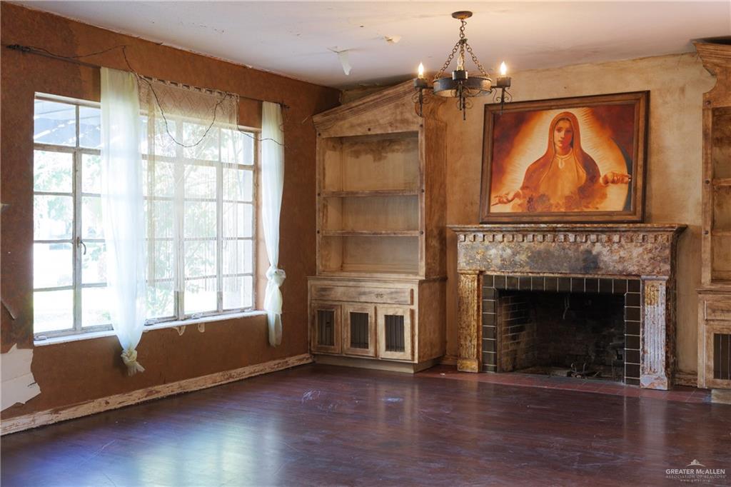 Photo 10 of 701 15th Street