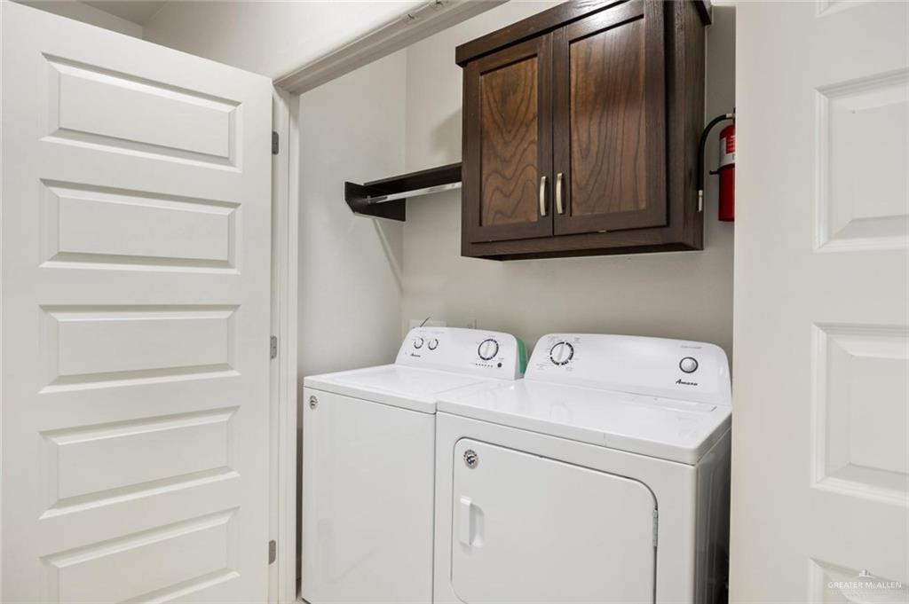 Photo 15 of 1703 Garrison Drive #3