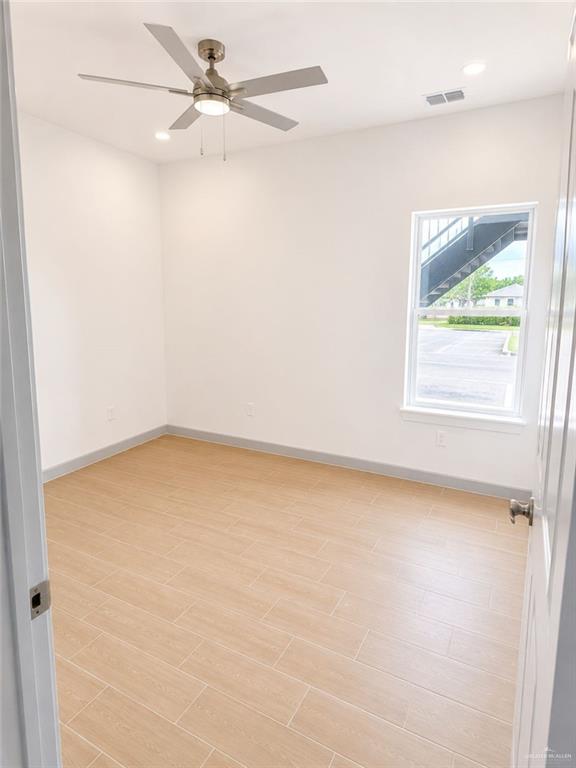 Photo 6 of 217 7th Street #2
