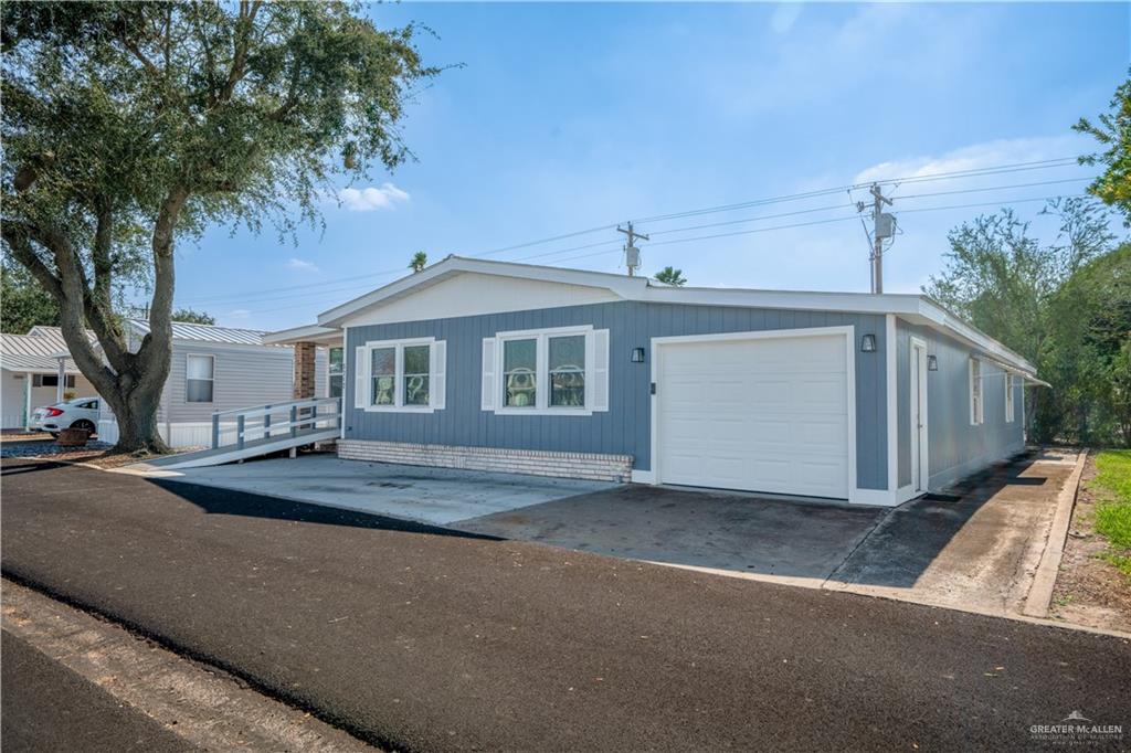 Photo 1 of 3212 San Jacinto Drive, Weslaco