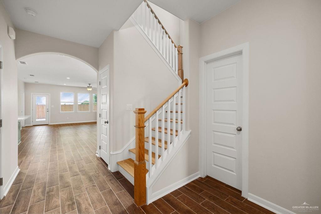 Photo 3 of 2615 40th Street