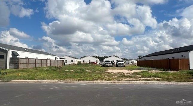 Photo 1 of 2600 Mockingbird Road, Weslaco