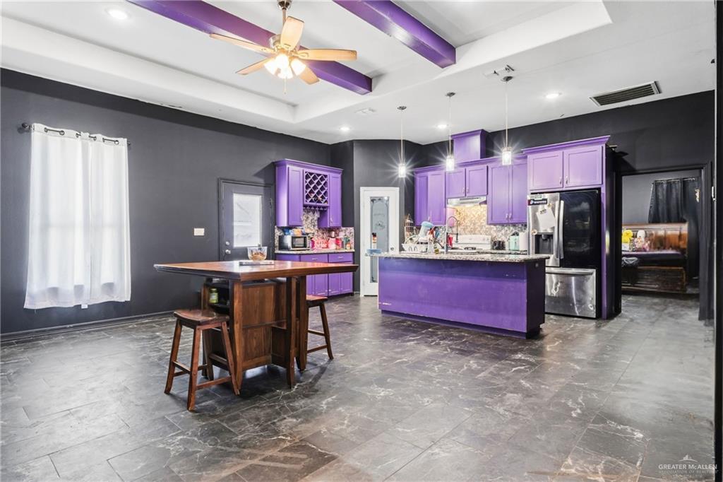 Photo 5 of 1303 Canary Lane