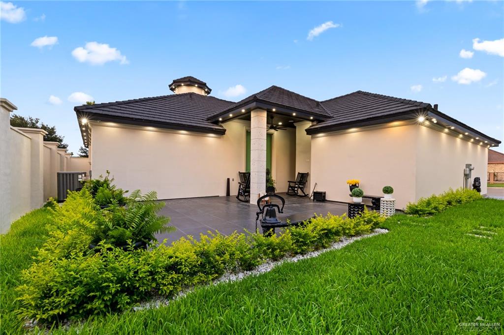 Photo 25 of 424 Palm Shores Boulevard
