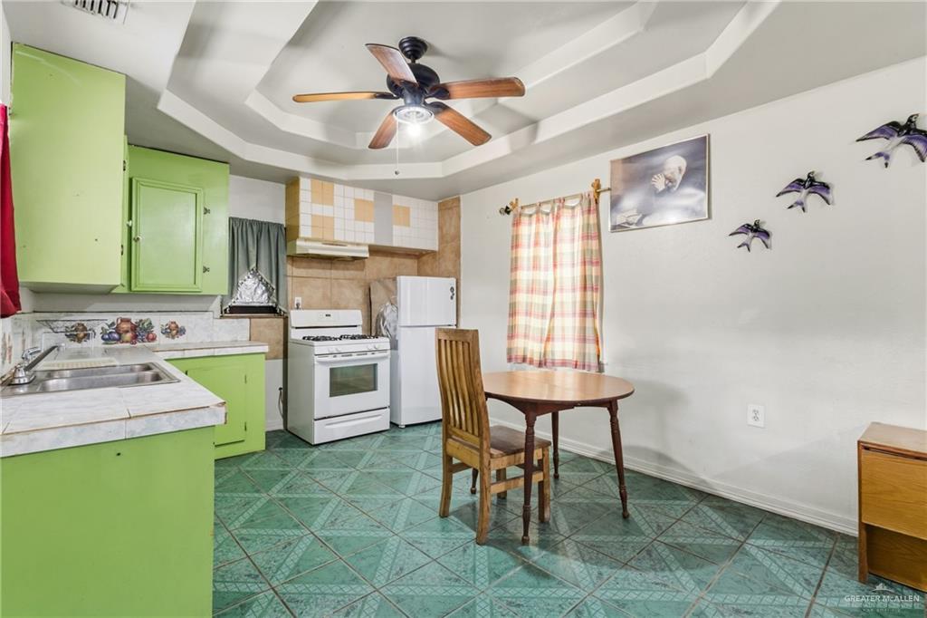 Photo 4 of 2710 Megan Drive
