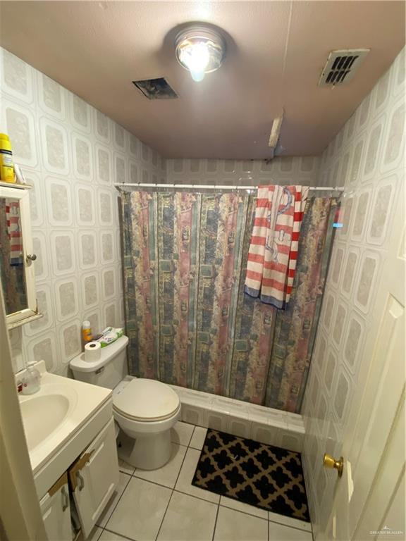 Photo 8 of 1403 White Rock Street
